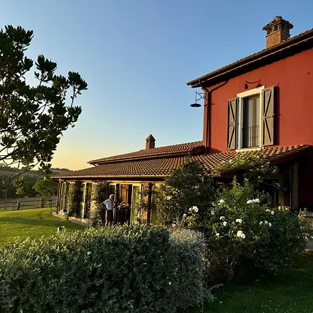 Re Tarquinio Farm stay Tuscania